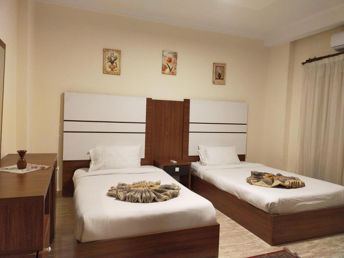 26Th Of July Apartments 亚历山大港 外观 照片